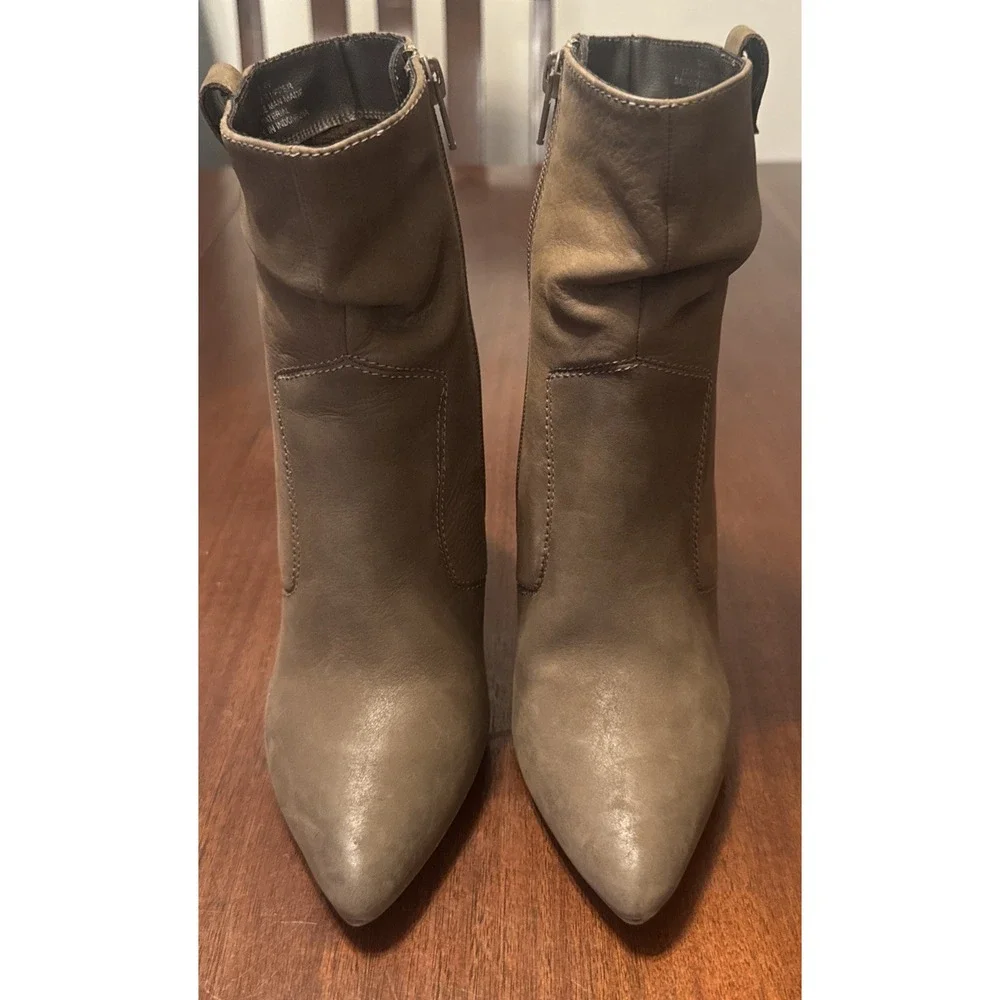 Steve Madden Taupe Leather Ankle Boots Women's 8.5 Side Zip Block Heel‎ Booties